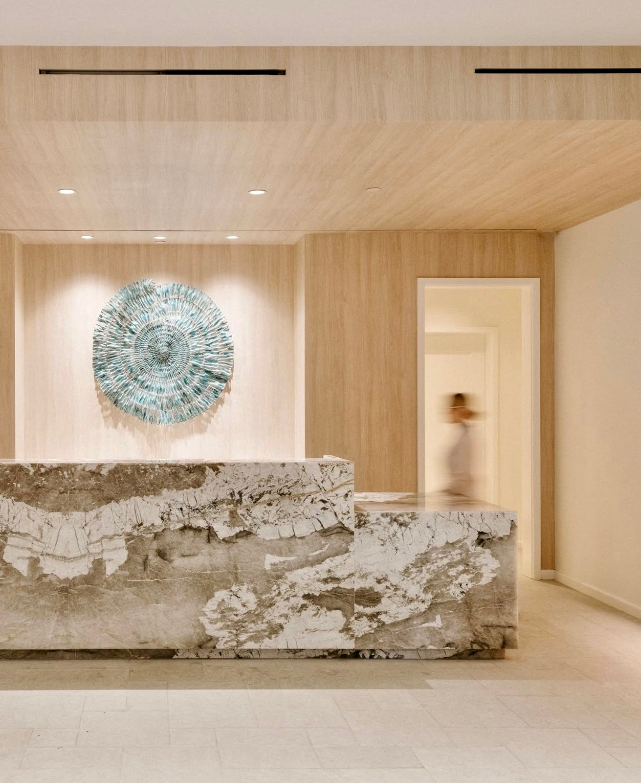 Alias Los Angeles | Light the flame, tell your story