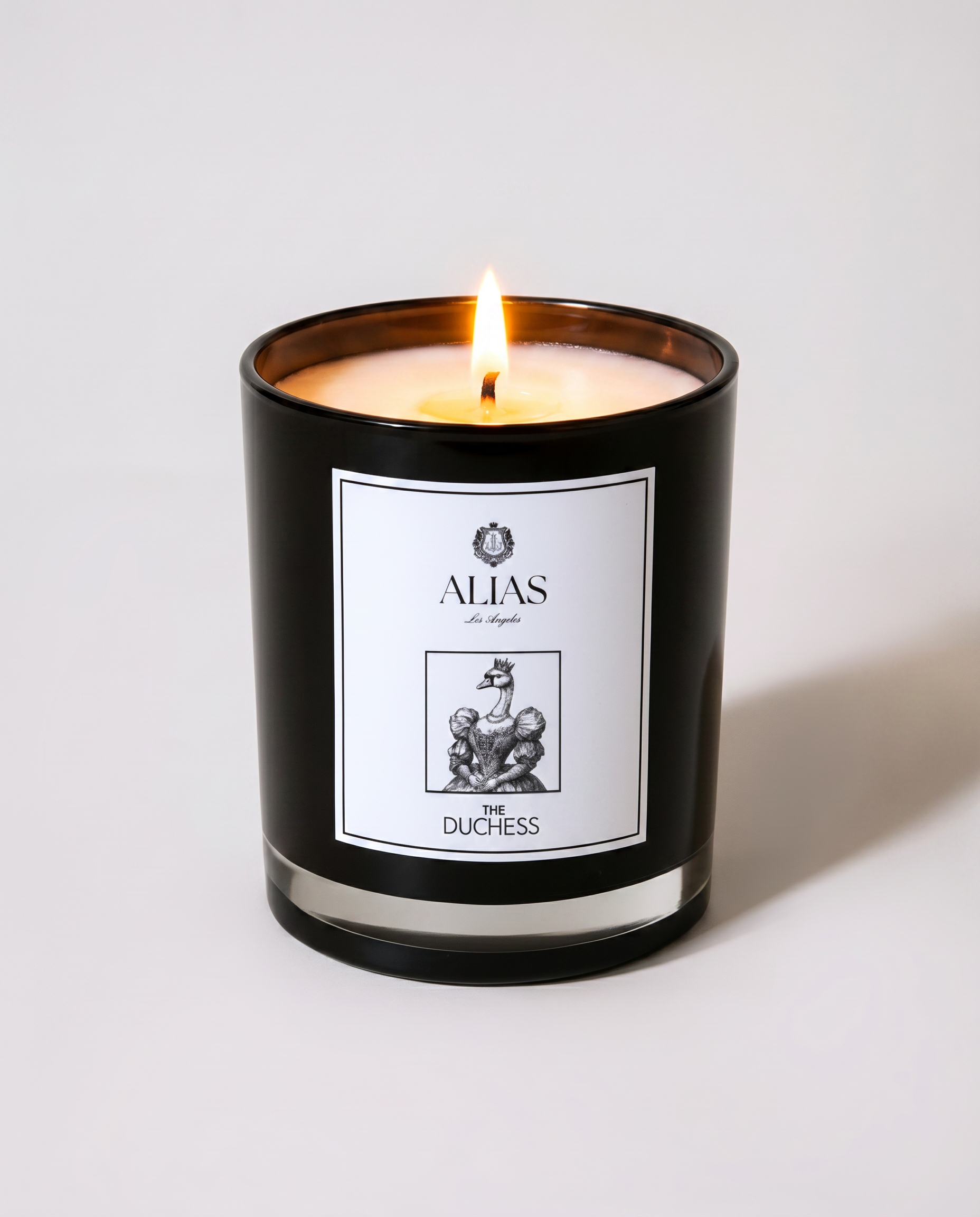 Luxury Duchess candle by Alias Los Angeles with tuberose jasmine and orange blossom fragrance evoking a Lake Como estate and timeless Italian opulence