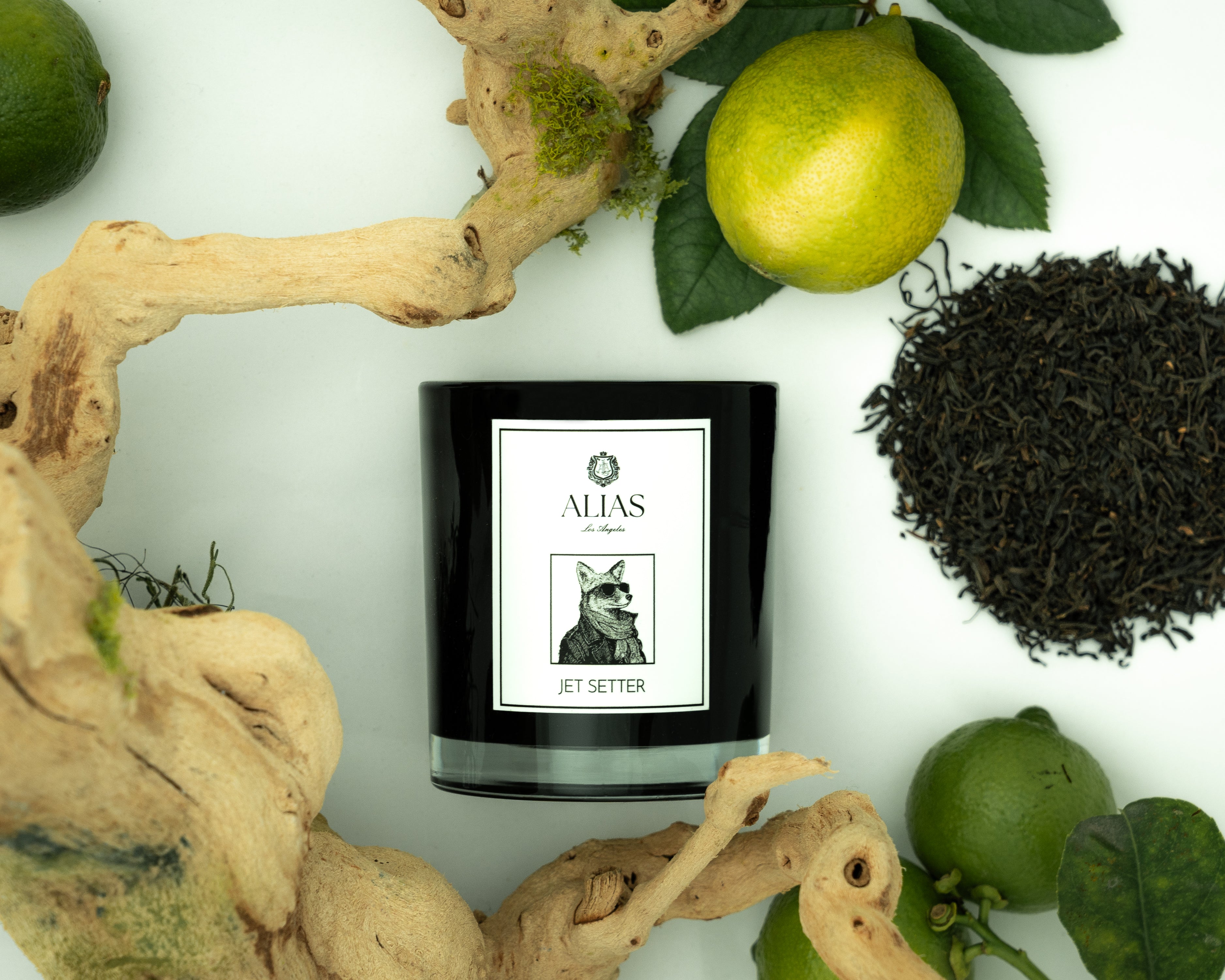 The Jet Setter candle by Alias Los Angeles – a luxury hand-poured candle featuring notes of Sicilian Bergamot, Black Tea, and Cedarwood, elegantly packaged for the modern traveler.